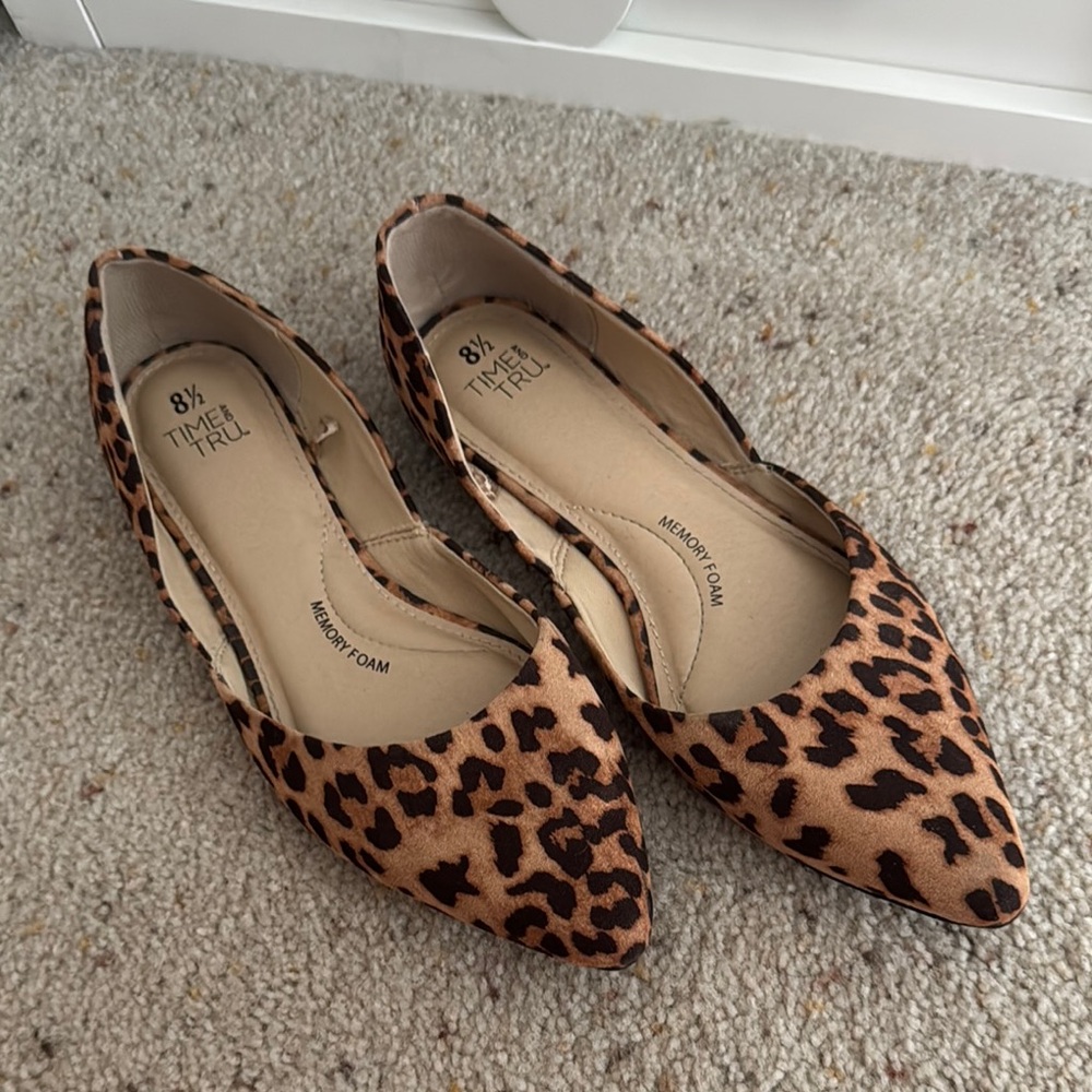Time and Tru Leopard Print Women's Flats